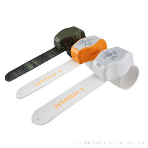 2014 new arrival sports watch Bluetooth speaker with talking clock